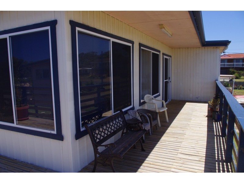 8 Plimsoll Place, Culburra Beach NSW 2540