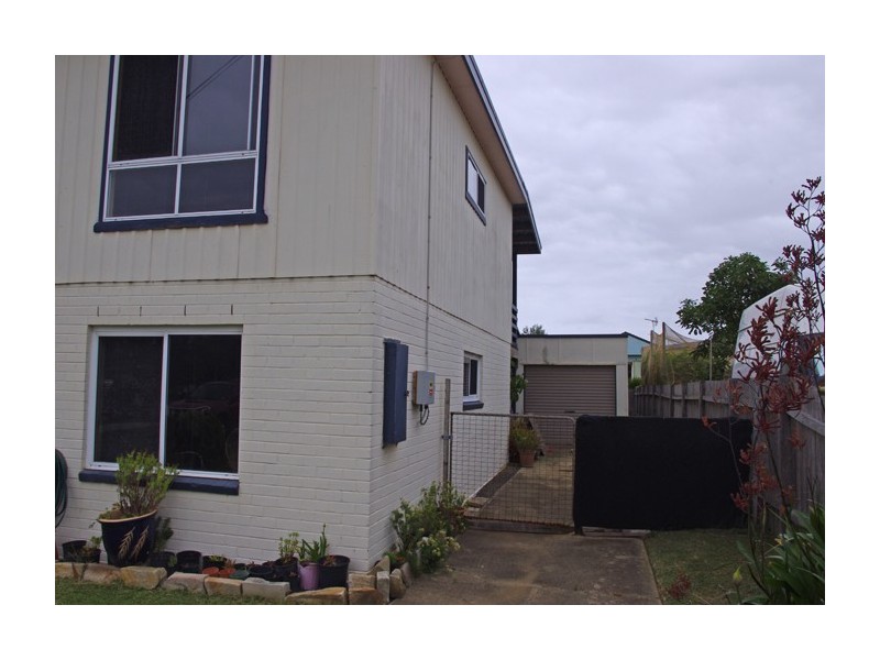 8 Plimsoll Place, Culburra Beach NSW 2540