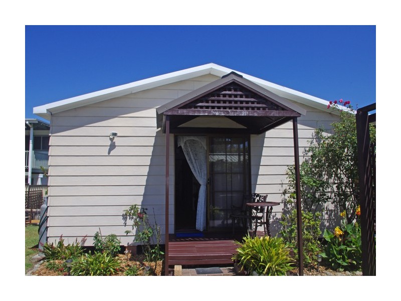 2 Prince Edward Avenue, Culburra Beach NSW 2540
