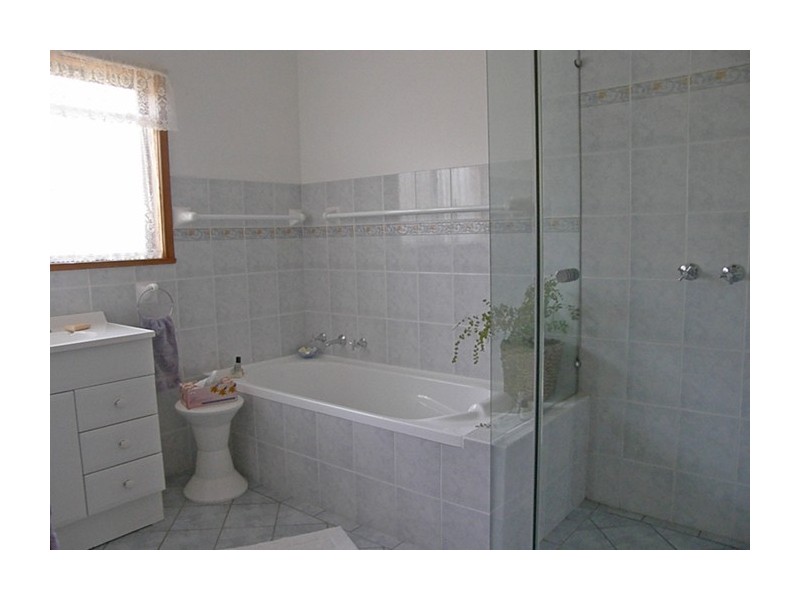 46 Prince Edward Avenue, Culburra Beach NSW 2540