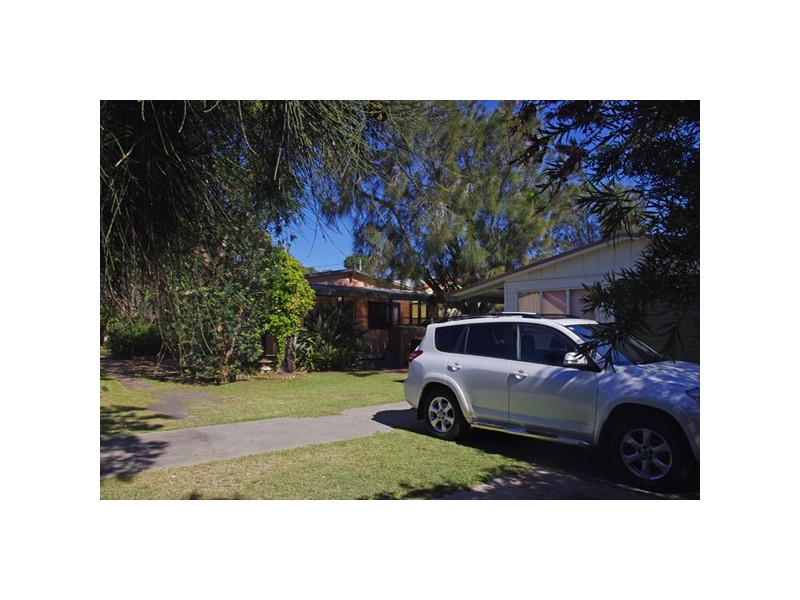 46 Prince Edward Avenue, Culburra Beach NSW 2540