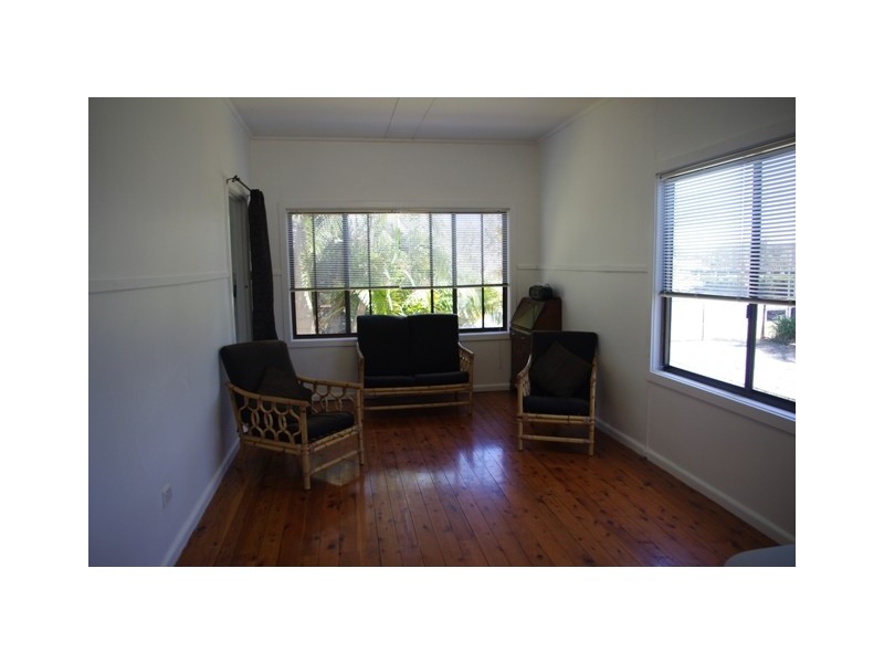 6 West Crescent, Culburra Beach NSW 2540