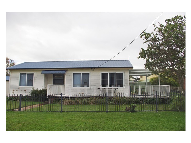 11 Farrant Avenue, Culburra Beach NSW 2540