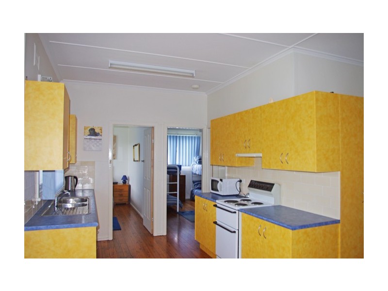 11 Farrant Avenue, Culburra Beach NSW 2540