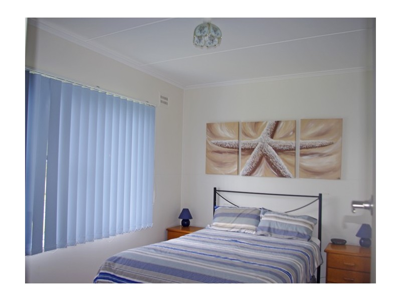 11 Farrant Avenue, Culburra Beach NSW 2540