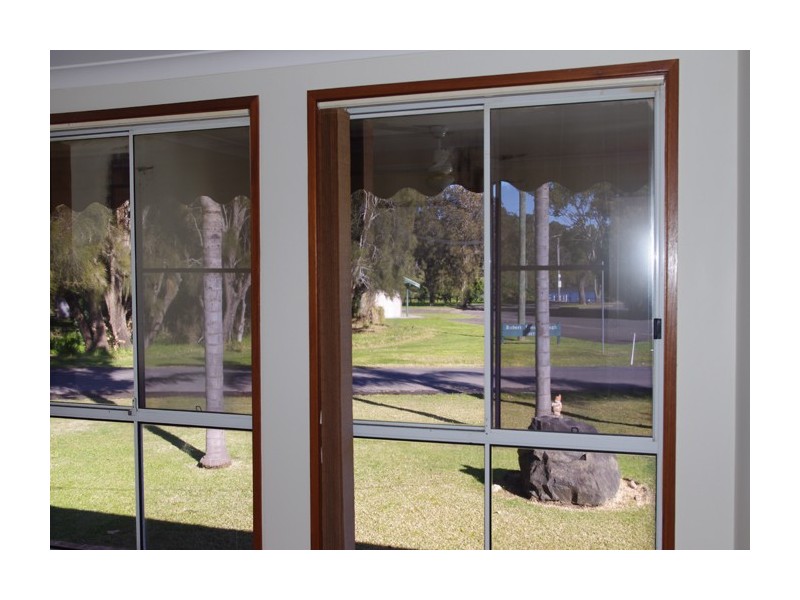 42 Orient Avenue, Orient Point NSW 2540
