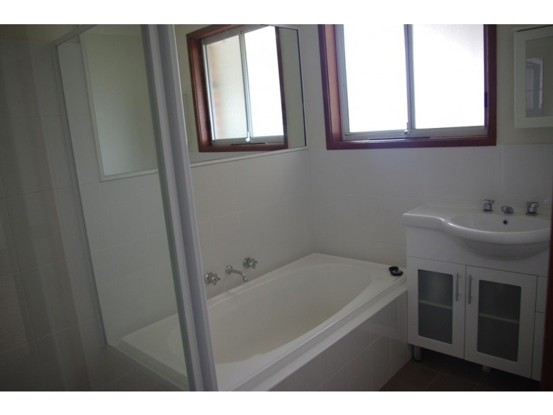42 Orient Avenue, Orient Point NSW 2540
