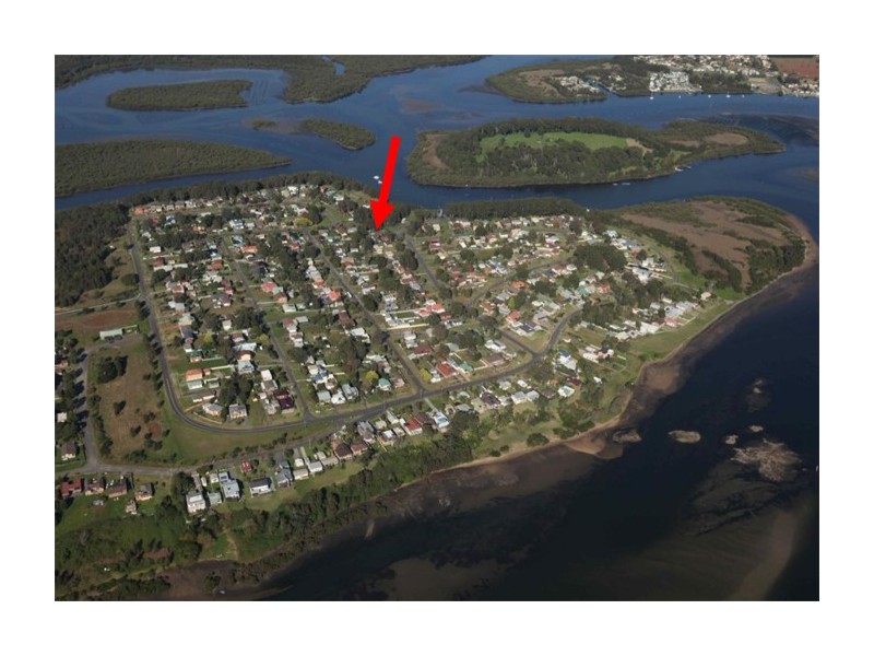 42 Orient Avenue, Orient Point NSW 2540