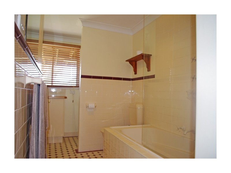 76 Penguins Head Road, Culburra Beach NSW 2540