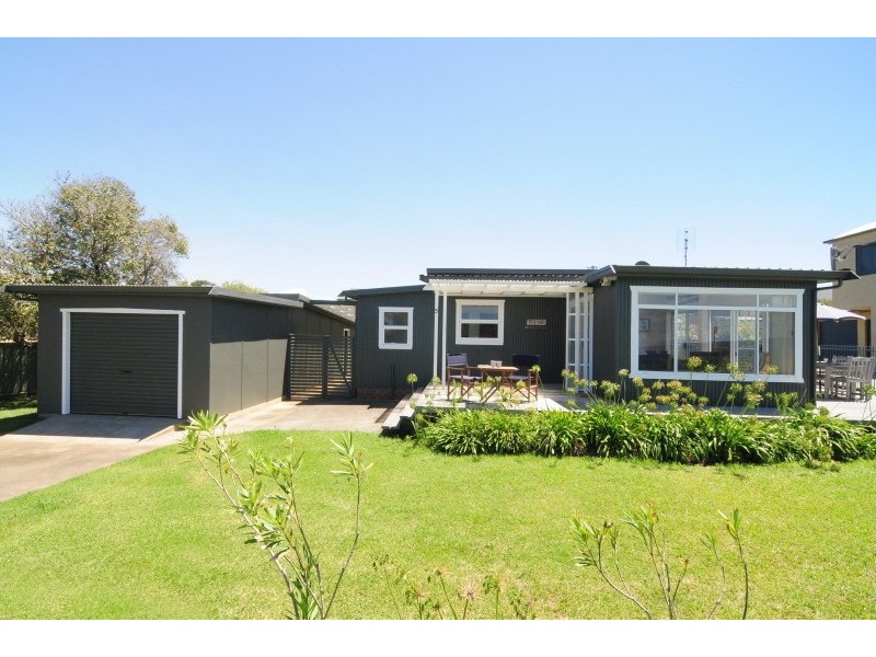 5 Farrant Avenue, Culburra Beach NSW 2540