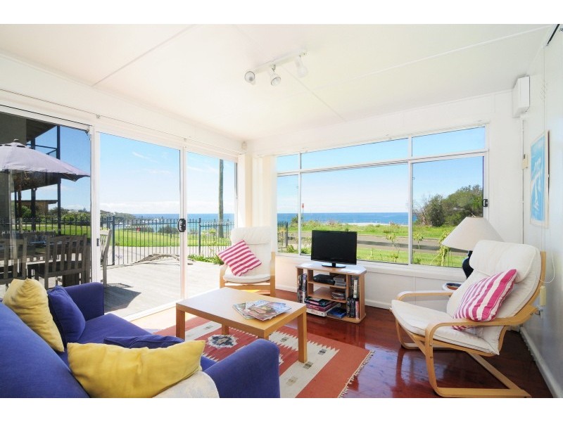 5 Farrant Avenue, Culburra Beach NSW 2540