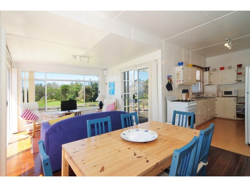5 Farrant Avenue, Culburra Beach NSW 2540