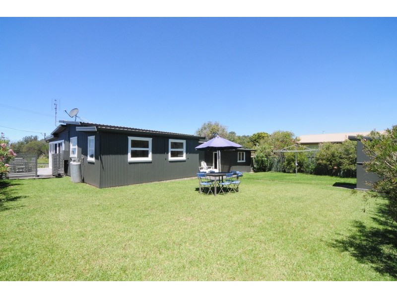 5 Farrant Avenue, Culburra Beach NSW 2540