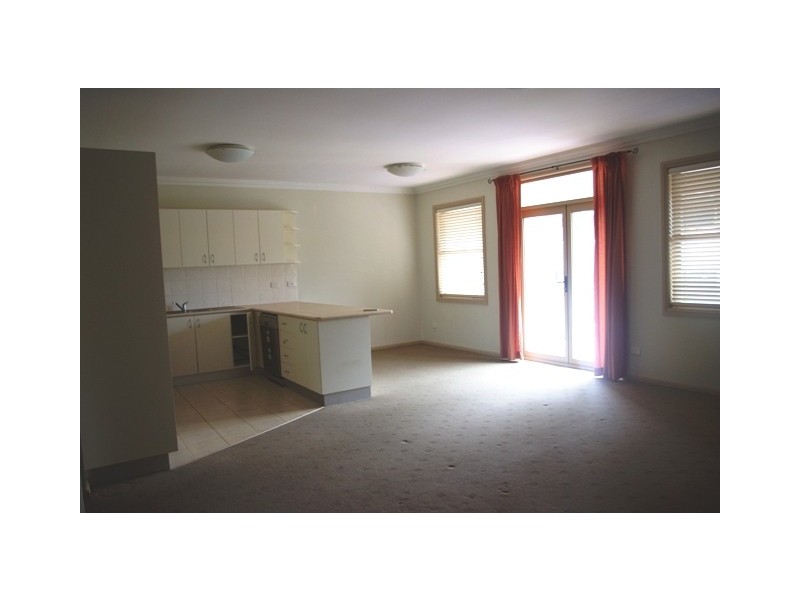 2/1 Weston Street, Culburra Beach NSW 2540