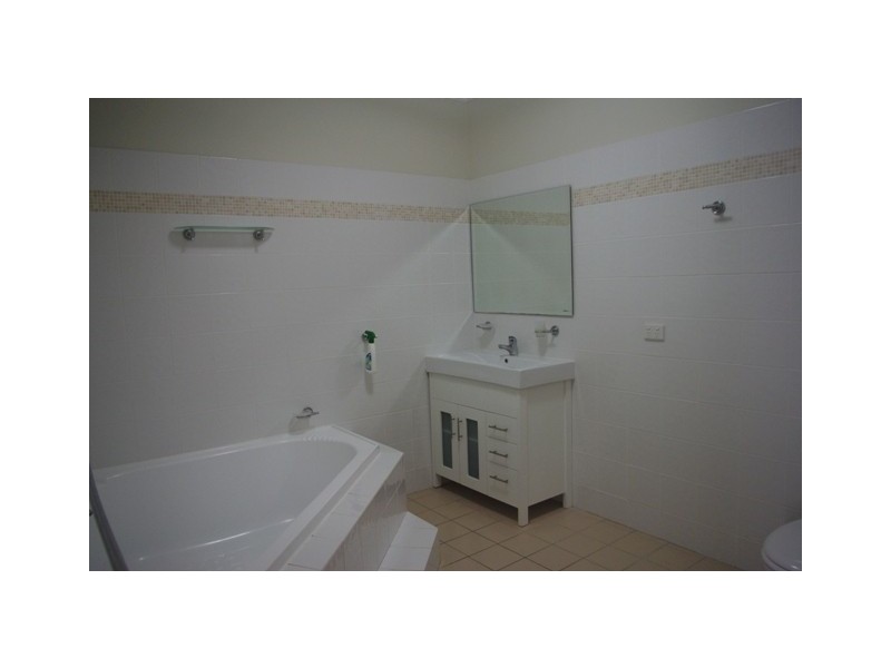 2/1 Weston Street, Culburra Beach NSW 2540
