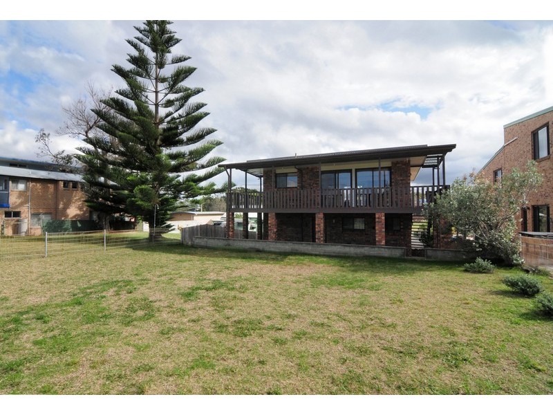 64 Eastbourne Avenue, Culburra Beach NSW 2540