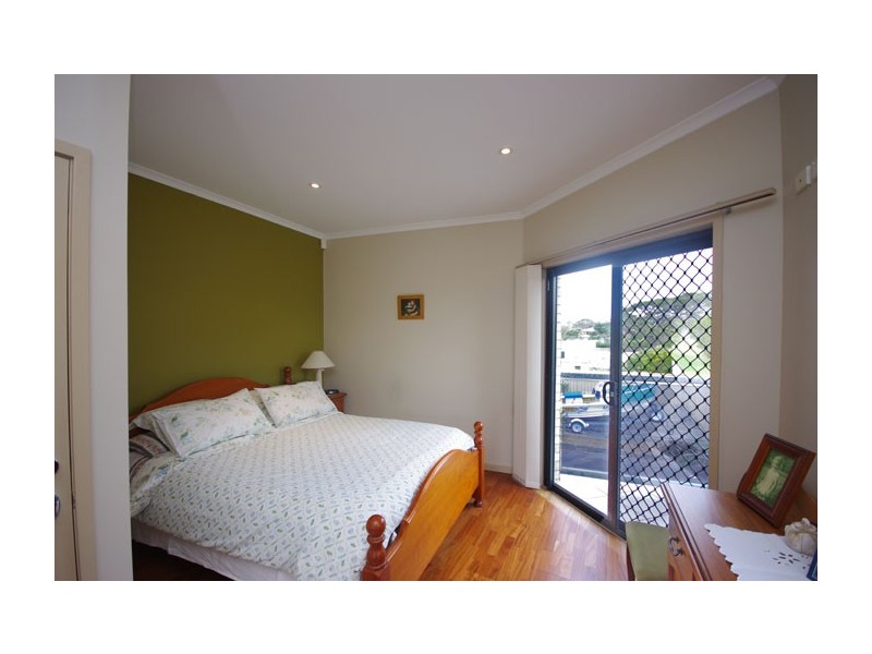 2/77 The Lake Circuit, Culburra Beach NSW 2540