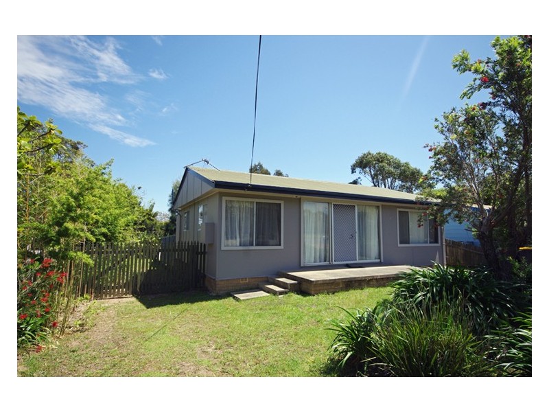 3 Prince Edward Avenue, Culburra Beach NSW 2540