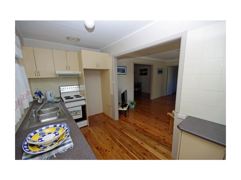 3 Prince Edward Avenue, Culburra Beach NSW 2540