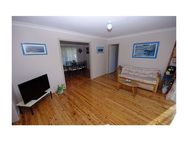 3 Prince Edward Avenue, Culburra Beach NSW 2540