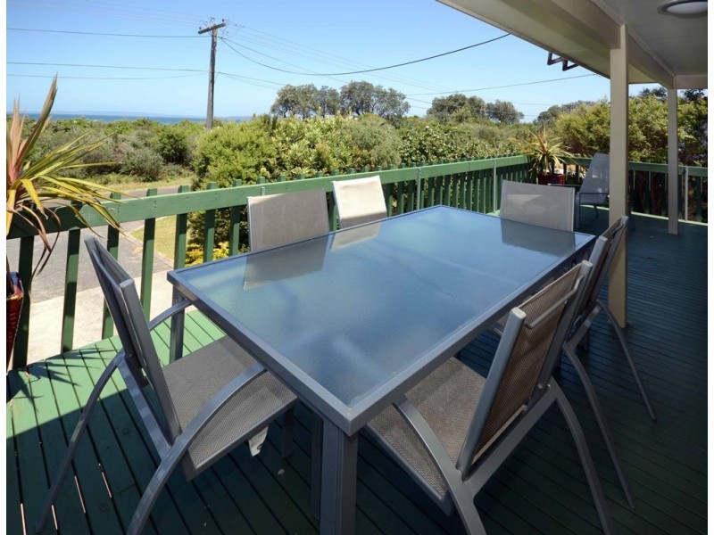 14 Greenway Road, Callala Beach NSW 2540