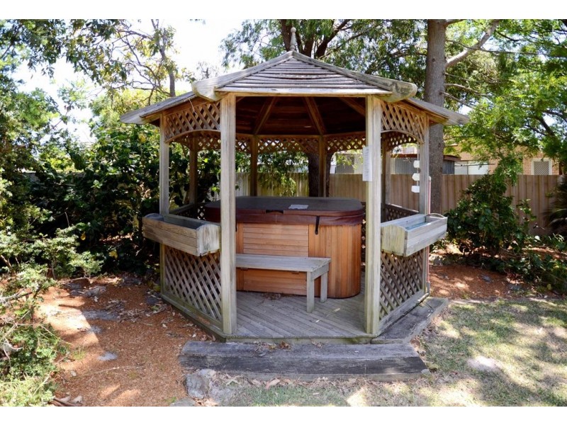 14 Greenway Road, Callala Beach NSW 2540