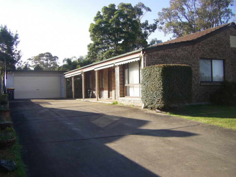 40 Osterley Avenue, Orient Point NSW 2540