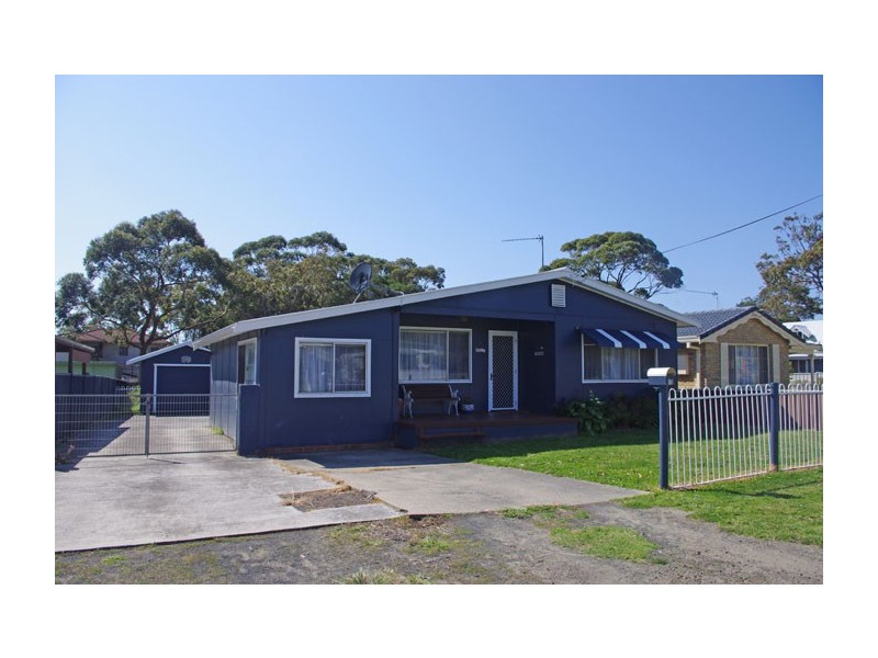 10 Carlton Crescent, Culburra Beach NSW 2540