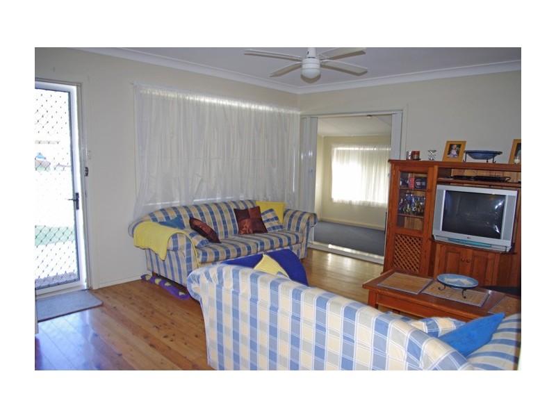 10 Carlton Crescent, Culburra Beach NSW 2540