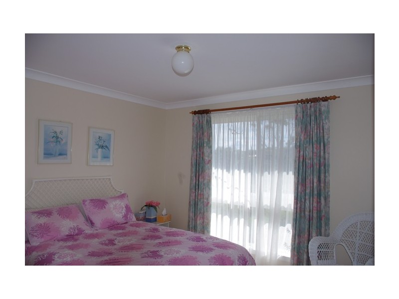 11 Allerton Avenue, Culburra Beach NSW 2540