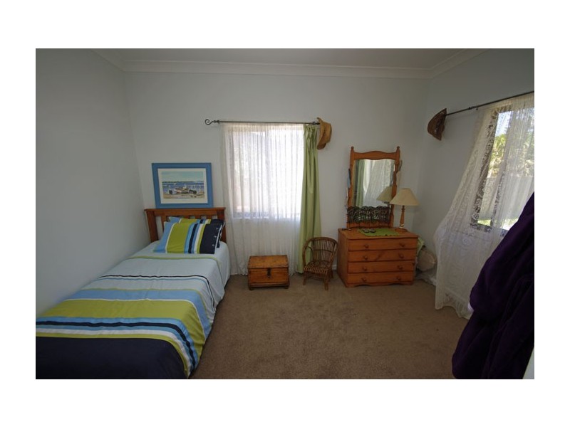 103 Prince Edward Avenue, Culburra Beach NSW 2540
