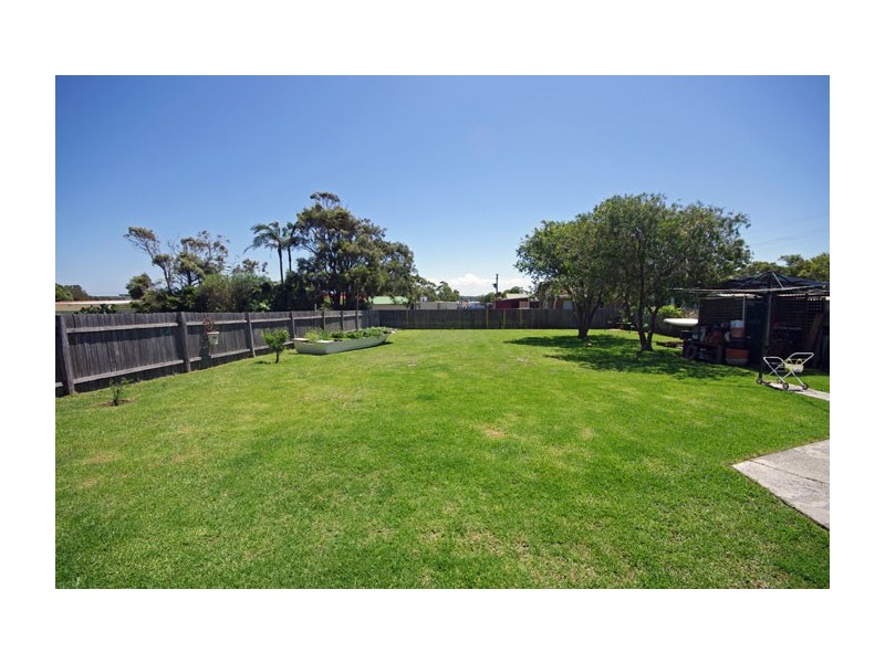 103 Prince Edward Avenue, Culburra Beach NSW 2540