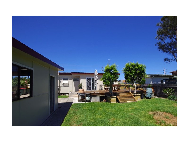 103 Prince Edward Avenue, Culburra Beach NSW 2540