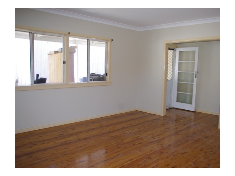 House 162 Princes Highway, South Nowra NSW 2541