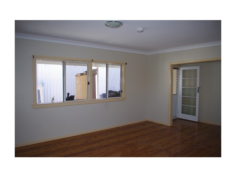 House 162 Princes Highway, South Nowra NSW 2541