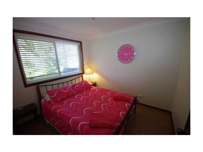 4 Mowbray Road, Culburra Beach NSW 2540