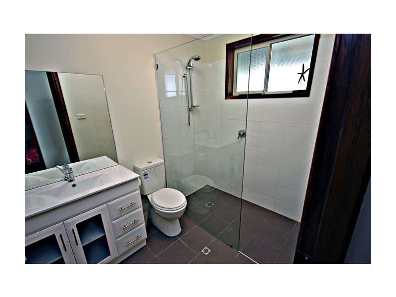 4 Mowbray Road, Culburra Beach NSW 2540