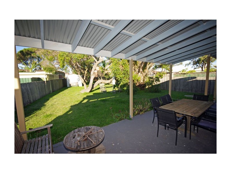 4 Mowbray Road, Culburra Beach NSW 2540