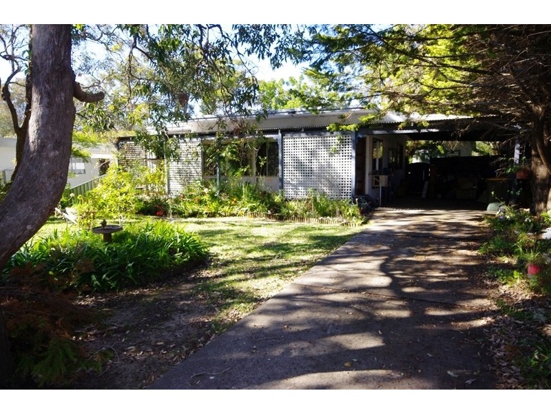 176 Prince Edward Avenue, Culburra Beach NSW 2540