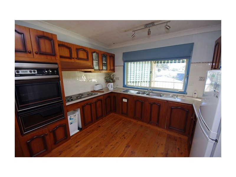 18 Prince Edward Avenue, Culburra Beach NSW 2540