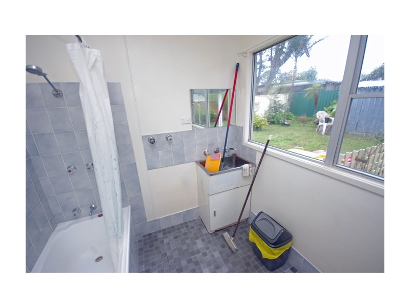 4 The Lake Circuit, Culburra Beach NSW 2540