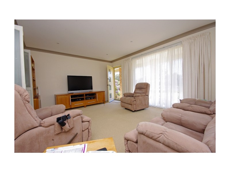73 Addison Road, Culburra Beach NSW 2540