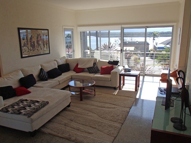 68 Orama Crescent, Orient Point NSW 2540