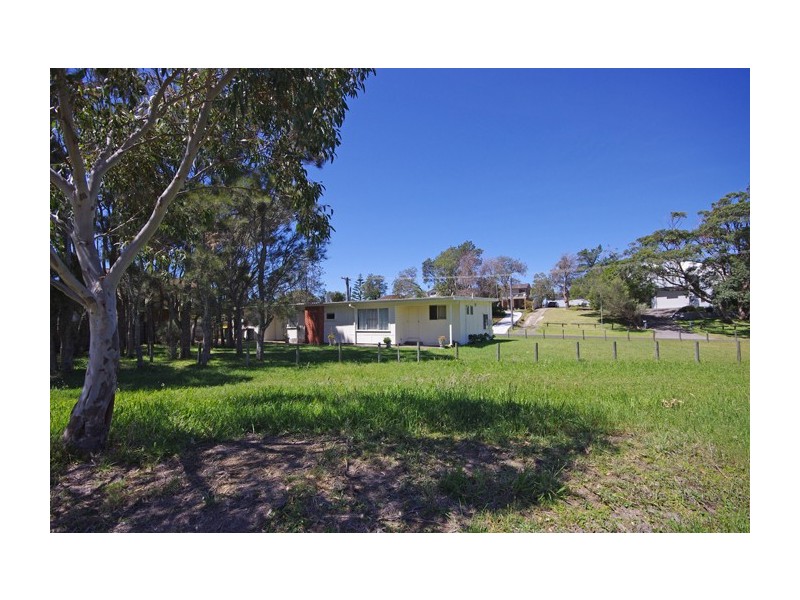 67 Eastbourne Avenue, Culburra Beach NSW 2540
