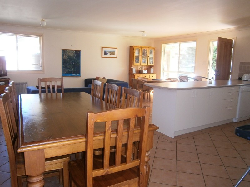 10 Nowra Road, Currarong NSW 2540