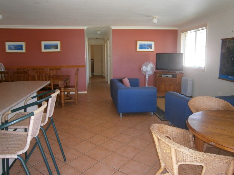 10 Nowra Road, Currarong NSW 2540