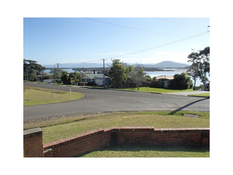 62 Orama Crescent, Orient Point NSW 2540