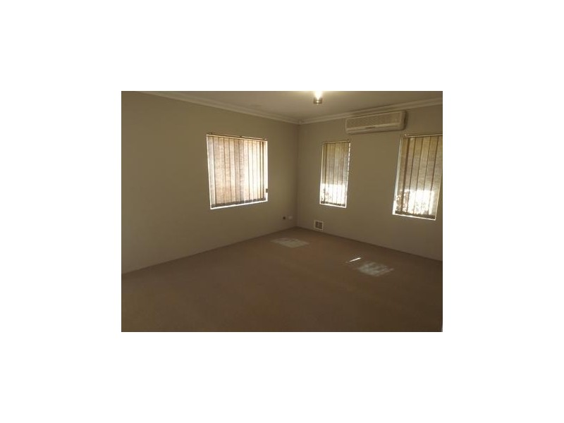 2-54 Loton Ave, Midland WA 6056