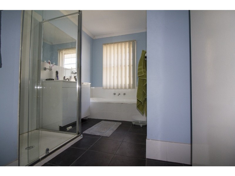 20 Meyrick Way, Langford WA 6147