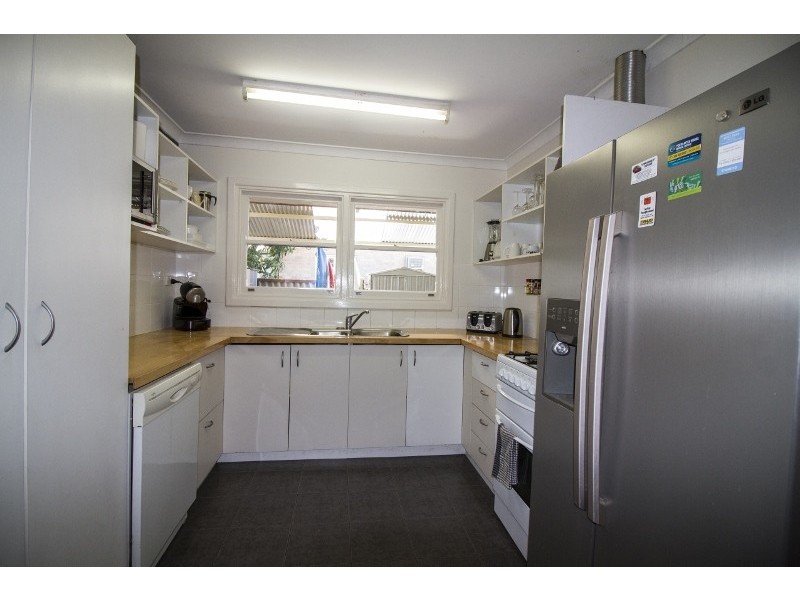 20 Meyrick Way, Langford WA 6147